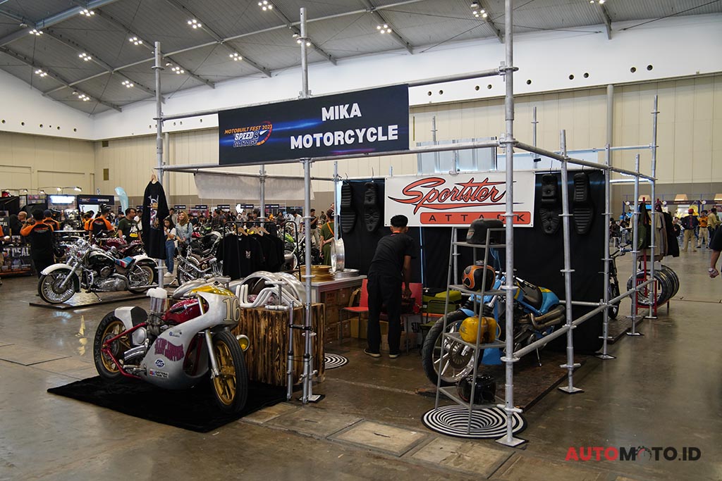 booth mika motorcycle di built fest 2023