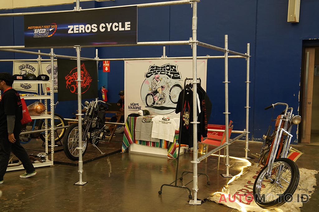 zeros cycle booth