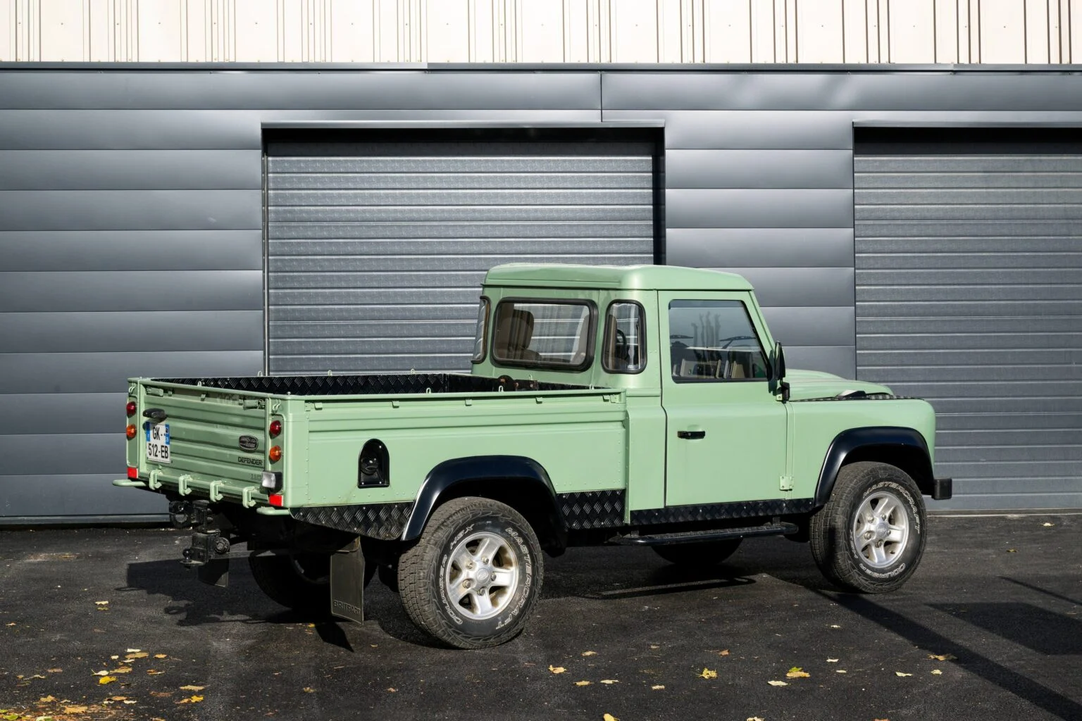 Land rover defender 110 