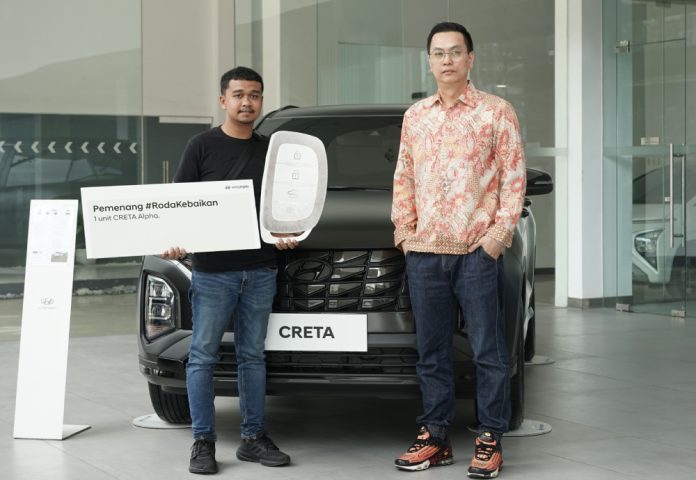 Foto 2 - Serah Terima Hyundai Creta Alfa Hadiah Program #RodaKebaikan