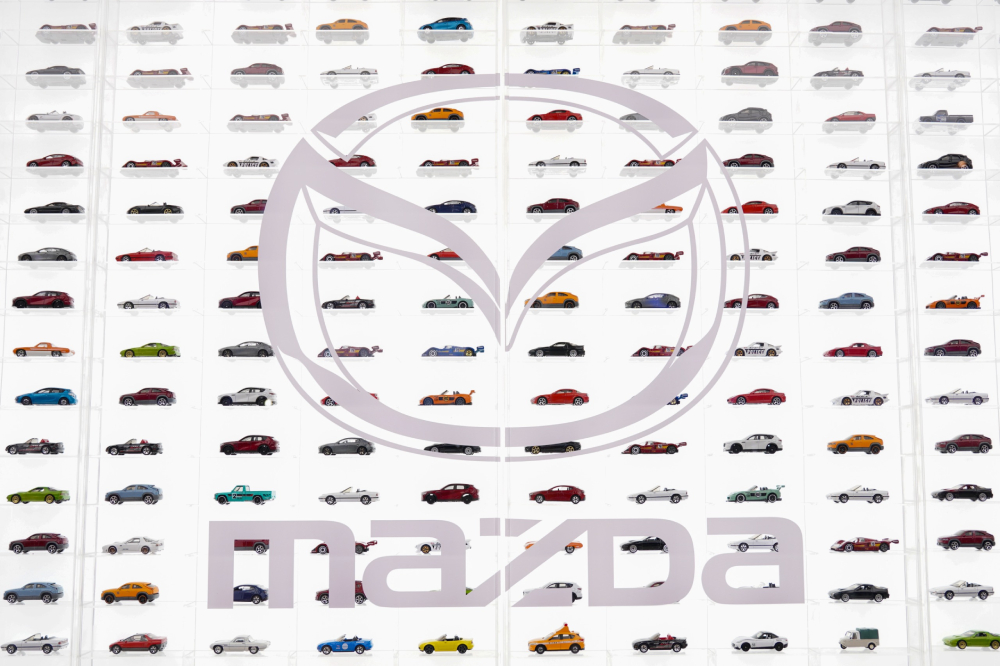 Diecast Wall Mazda