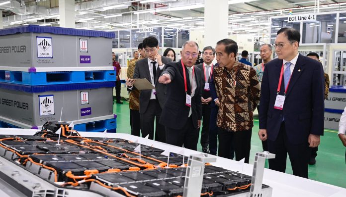 Pabrik Baterai Kuatkan Ekosistem EV di Indonesia