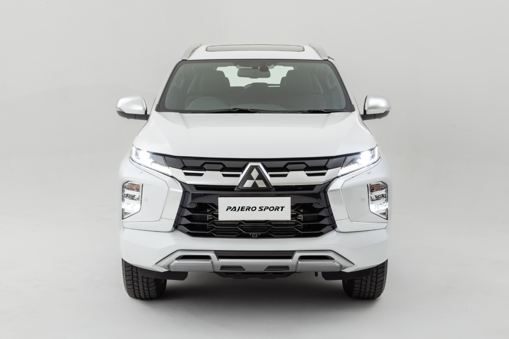 New Pajero Sport 1