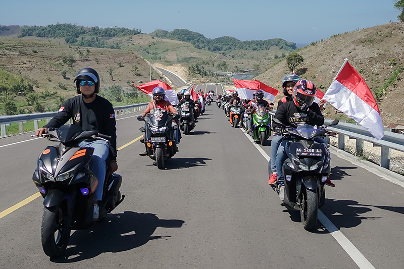 Touring Kemerdekaan Komunitas Yamaha Jawa Timur 2