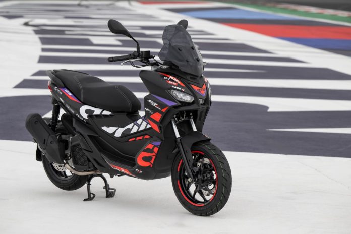 Aprilia SR-GT 200