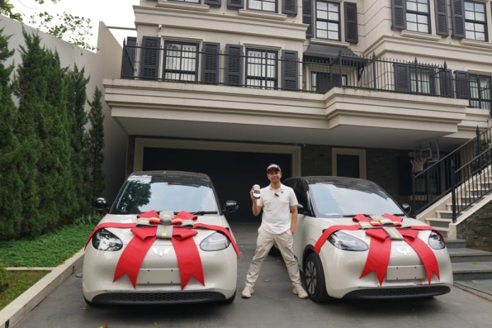 Rafi Ahmad dan Mobil Super Giveaway untuk Pengunjung IMX 2024